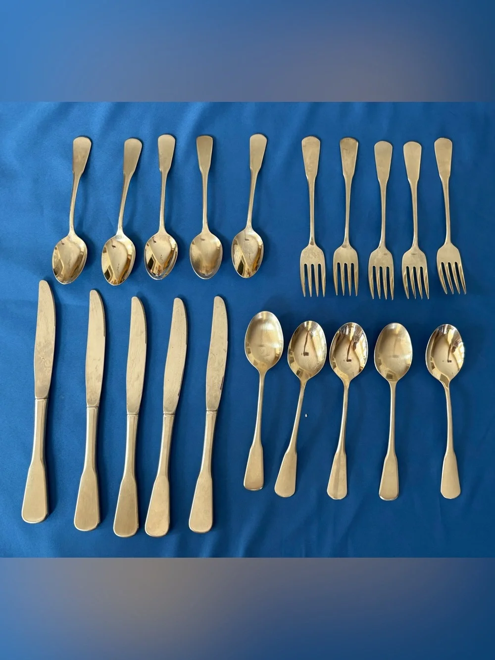 20 ONIEDA YANKEE CLIPPER SSS SATIN STAINLESS KNIVES SPOONS FORKS FLATWARE LOT